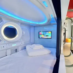 https://atypicap-capsule-hostel.in-canary-islands.com